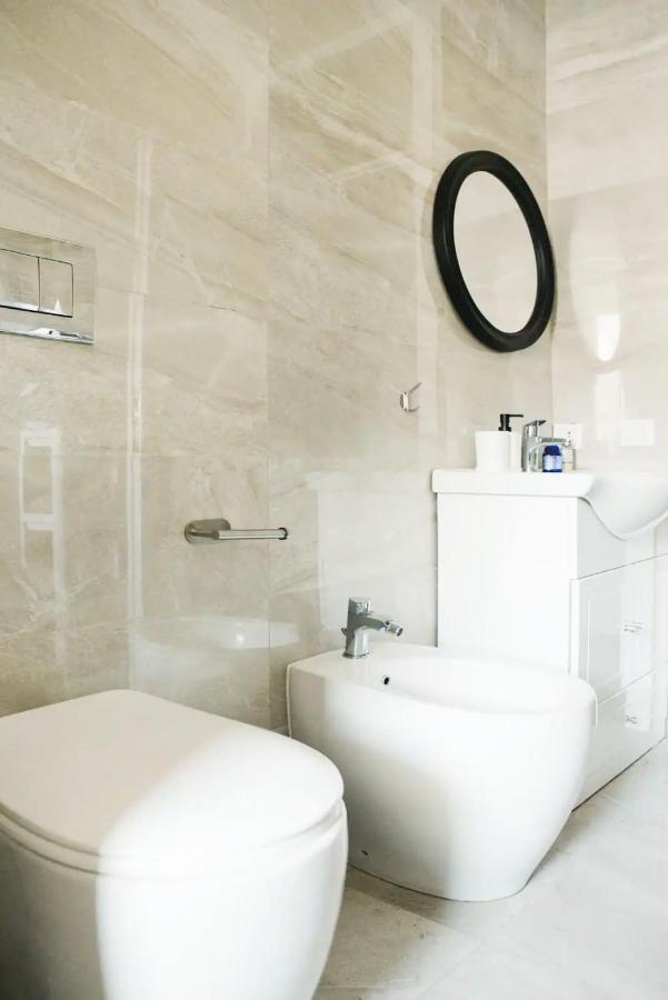 Suitesflores - Bright And Cozy Apartment In Vérone Extérieur photo